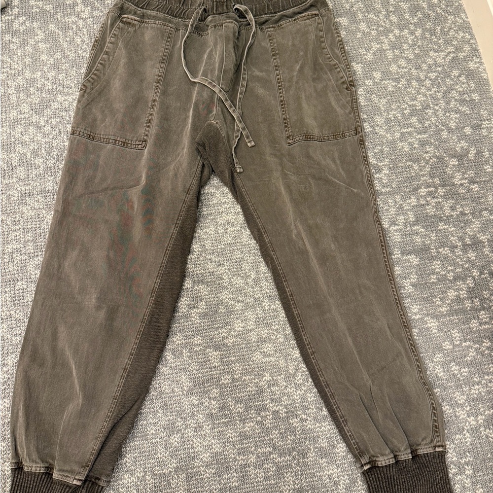 James Perse Charcoal Jogger Pants